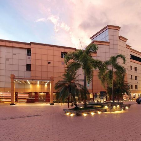 Hotel Kings Empire Коччи Экстерьер фото