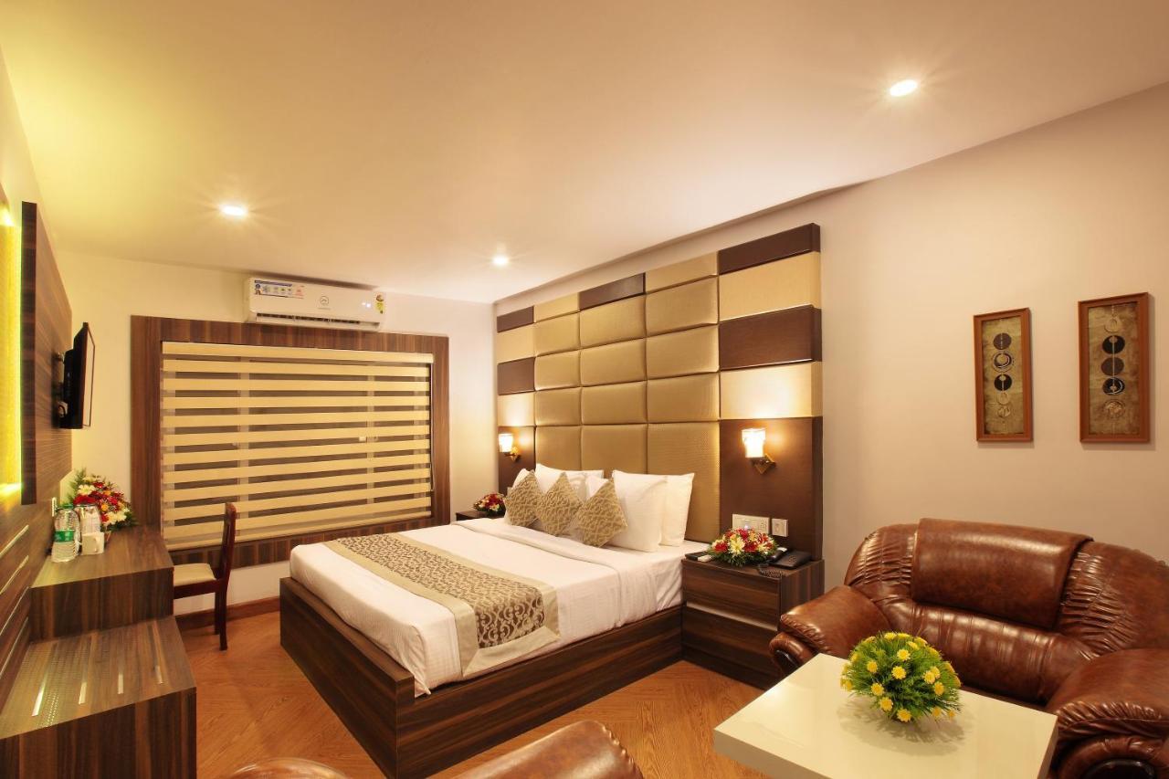 Hotel Kings Empire Коччи Экстерьер фото